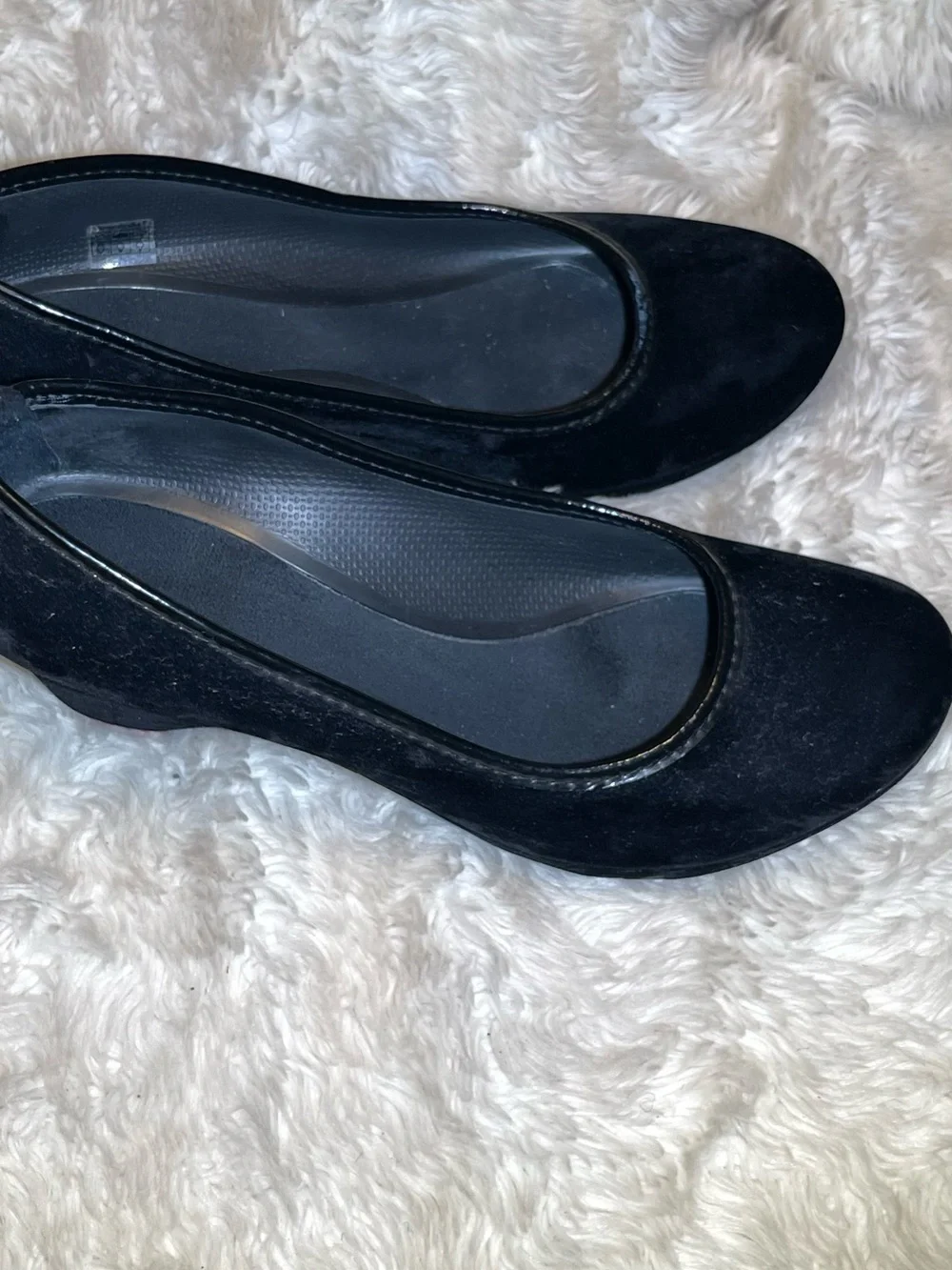 Crocs black velvet shoes size 11